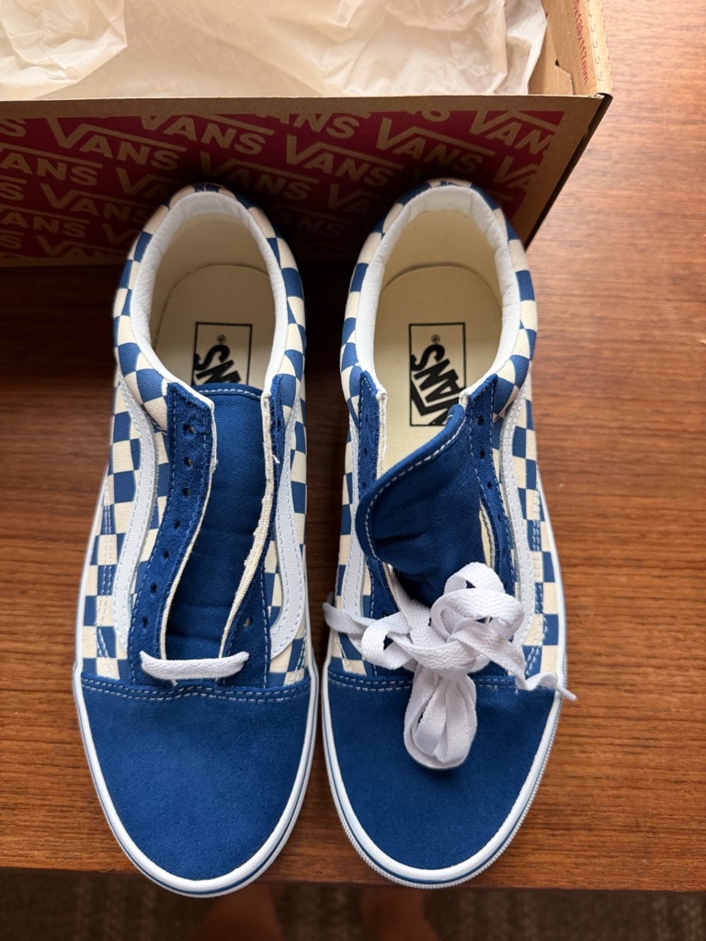 Vans women’s 8.5 Blue and White Checkerboard Skate Sneakers